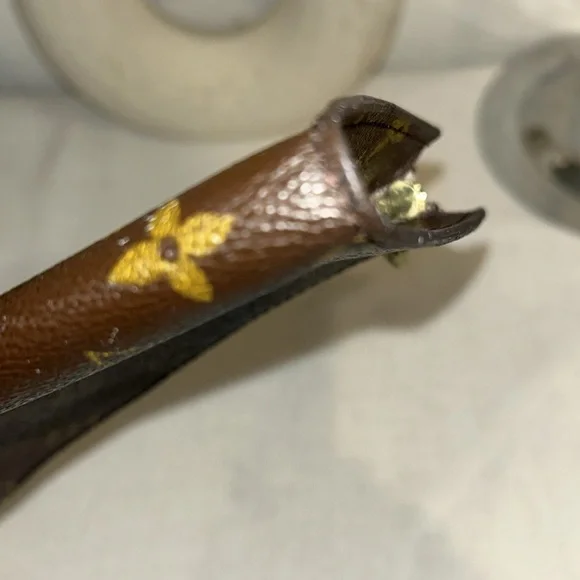 Louis Vuitton Toiletry Makeup Pouch - Picture 7 of 10